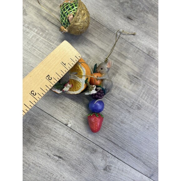 Heirloom Ornaments From Ashton Drake Sweet Surprises Set Of 3 Mice Squirrel Nut - Picture 6 of 7